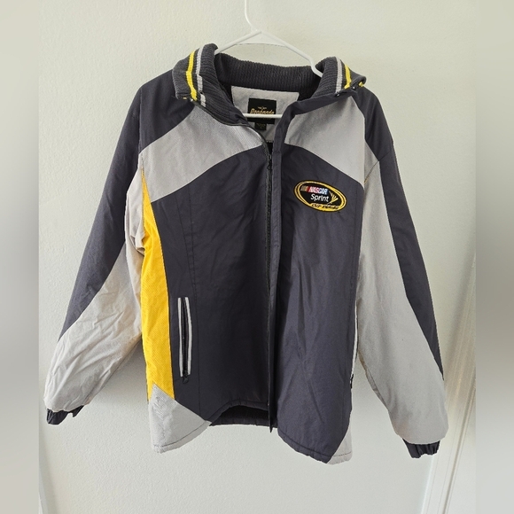 Nascar Other - Renegade Nascar Racing Sprint Jacket Mens Size Small polyester Brown spot on le